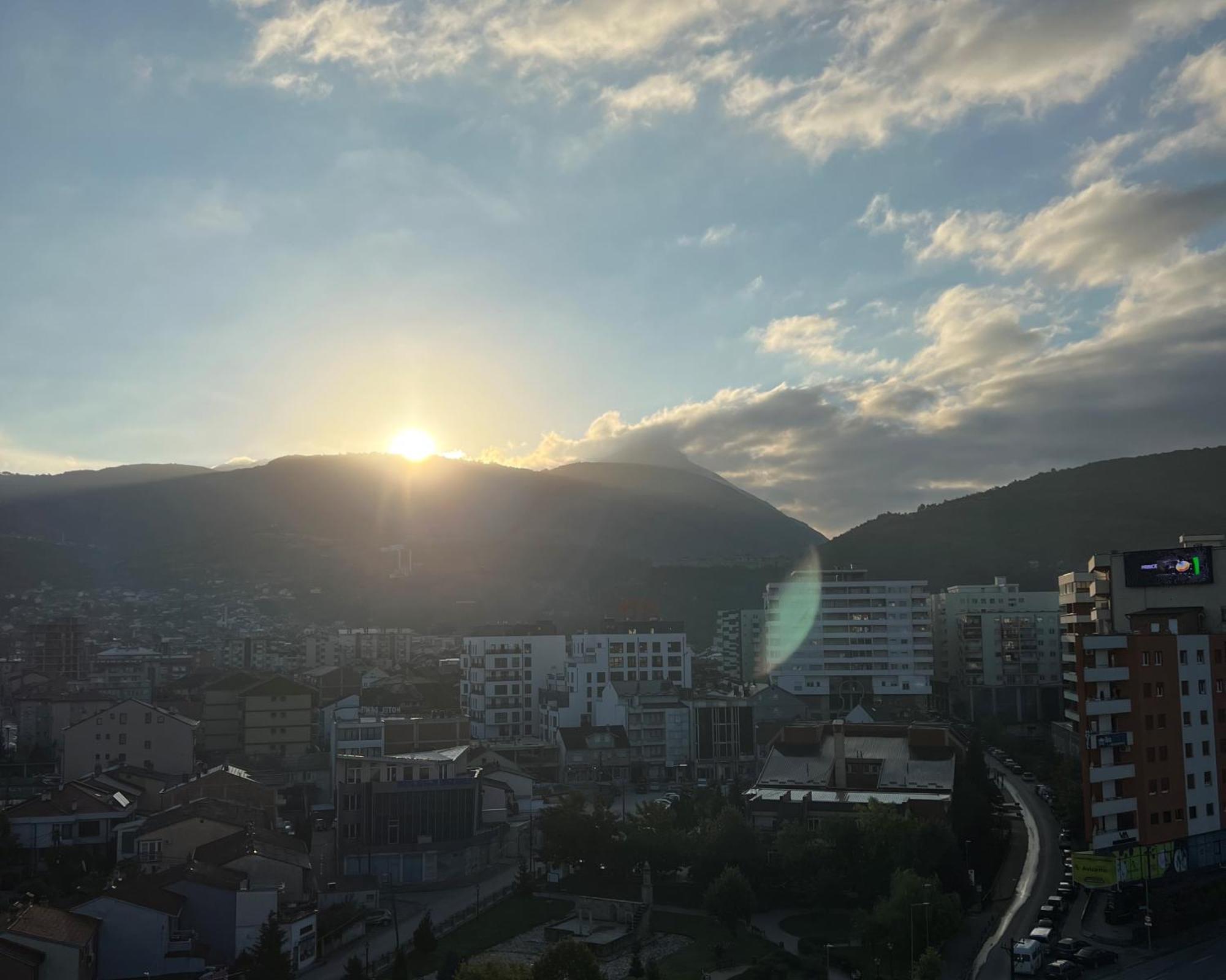 Sky Hotel Prizren Exterior photo
